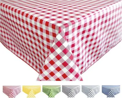 Zdjęcie produktu dla Obrus w czerwone kratki 140 x 180 cm