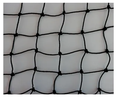 Produktbild von Geflügelzaun Geflügelnetz schwarz Küken Masche 3 cm Stärke: 1,5 mm Größe: 1,20 m x 5 m