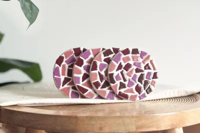 Produktbild von Little Creations DIY Mosaik Untersetzer Set rosa 4 Stück kreativ
