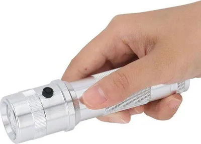 Image de Lampe torche tactique à LED pour les activités de plein air, avec éclairage LED à 10 couleurs changeantes