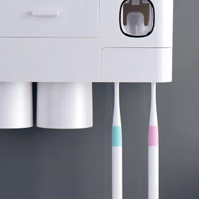 Zahnbürstenaufbewahrungsregal Inverted Magnetic Adsorption Toothbrush Holder Toothpaste Squeezer 2 Blue Cups