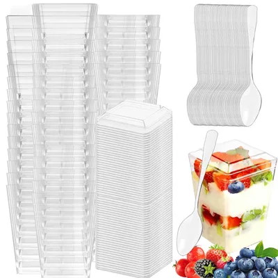 50 Dessertbecher 160 ml mit Deckel & Löffeln, transparent, quadratisch