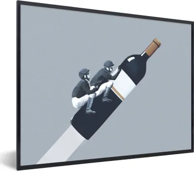 Produktbild von MuchoWow® Gerahmtes Poster Flasche - Männer - Vintage 80x60 cm - Poster mit Schwarzem Bilderrahmen Wandposter Rahmen Foto Bilder - Schwarzem - Mit Gestell