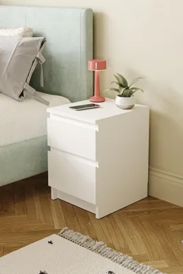 Obrázok produktu pre Skye Decor, kvalitný nočný stolík, biely, 35 x 50 x 40 cm | 100 % melamínom potiahnutá drevotriesková doska, hrúbka: 18 mm | Ideálny do modernej spálne, elegantný a funkčný.