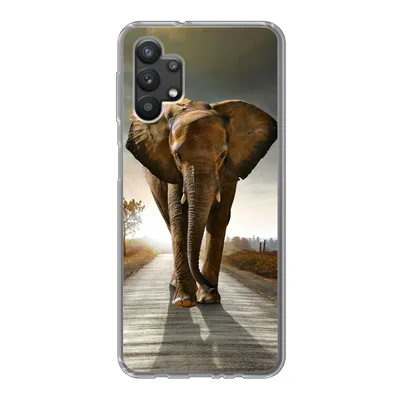 Produktbild von MuchoWow® Handyhülle Schutzhülle Hülle für Samsung Galaxy A32 5G Elefant - Straße - Tiere - Sonnenuntergang - Landschaft Silikon Softcase Handy Hülle - Softcase