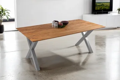 Produktbild von Esstisch 180 x 90 cm Dean, Massivholztisch Eiche, Schweizer Kante, Esszimmertisch mit X-Gestell aus Metall Silber, pflegeleichter Holztisch