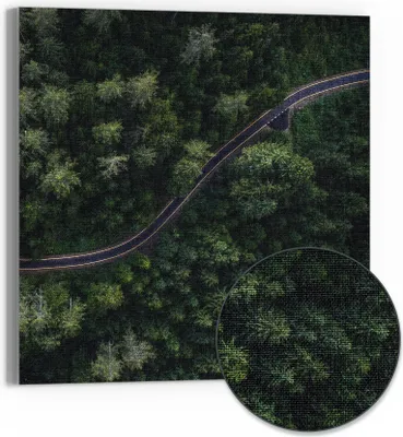 Produktbild von DEQORI Hybrid Leinwand Bild 30x30 cm 'Grüne Straßenwelt' Wandbild Glas flach modern