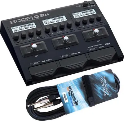 Produktbild von Zoom G3n Multi-Effektgerät mit Gitarrenkabel