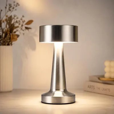 Produktbild von LED-Tischleuchte, Kabellos Dimmbar Tischleuchte, 3 Helligkeitsstufen,Touch Steuerung Nachttischlampen, USB Wiederaufladbare,Warmweiß Nachtlicht,silber