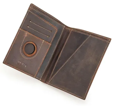 Immagine prodotto di PORTAFOGLIO IN PELLE PER AIRTAG, PORTAPASSPORT RFID, IDEALE PER VIAGGI: Custodia in pelle per AirTag, portapassaporto con blocco RFID, con scomparti per 2 passaporti, 2 slot per carte, 1 scomparto per contanti. Colore: marrone, stile retrò
