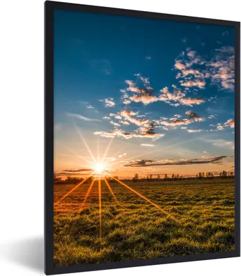 Produktbild von MuchoWow® Gerahmtes Poster Sonnenuntergang - Natur - Wolken - Gras 60x80 cm - Poster mit Schwarzem Bilderrahmen Wandposter Rahmen Foto Bilder - Premium - Wanddeko Wohnzimmer