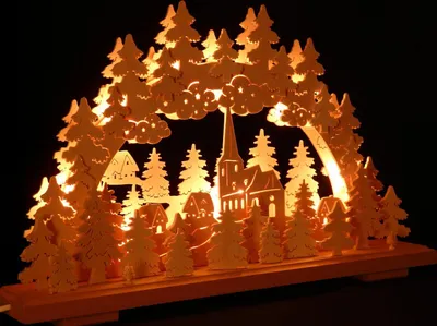 Produktbild von Original Erzgebirgischer Marken Schwibbogen Lichterbogen 50 x 31 cm S50-B_50