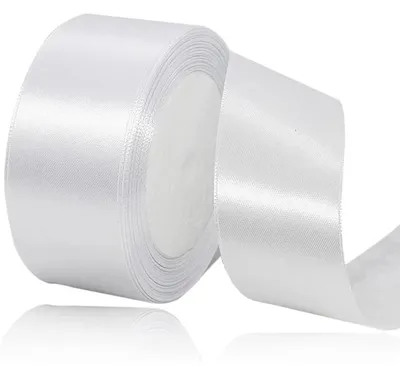 Productafbeelding van Wit Geschenkband 40 mm breed, 23 meter satinband voor decoratie en verpakking