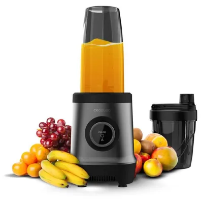 Immagine prodotto di Frullatore monoporzione Nutriblender Fusion Touch di Cecotec. Potenza: 1000 W. Lame in acciaio inossidabile Black Titanium a 6 lame. Include 2 bottiglie da 500 ml e 900 ml.