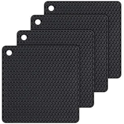Productafbeelding van Siliconen panonderzetters, set van 4, hittebestendig, antislip, zwart, 17x17x0,6 cm