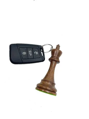 Produktbild von ROOGU Schlüsselanhänger Ring echte Schachfigur König AKAZIENHOLZ Handdien Auto Haus