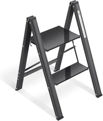 Productafbeelding van Famanu aluminium klapladder - Draagbare steigladder met antislip oppervlak - Opvouwbare ladder voor thuis en op kantoor - Zwart