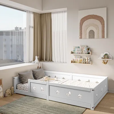 Obrázek produktu pro Masivní dřevěná postel o rozměrech 120 x 200 cm s bezpečnostní zábranou, motivy měsíce a hvězd, barvy na vodní bázi vhodné pro děti – bezpečný a pohádkový design