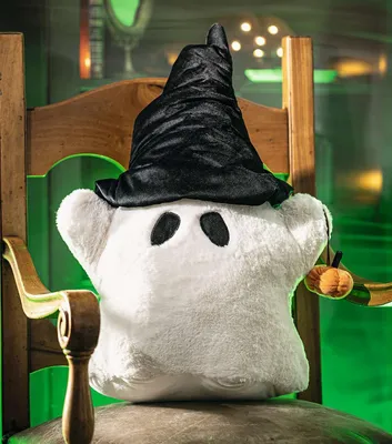Produktbild von Dekokissen "Geist" aus Kunstfell in weiß, Hexenhut aus Samt, Kuschelkissen 53 cm hoch, Halloweendeko, Deko Kissen, Sofakissen, Zierkissen
