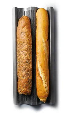 Image de Baguette de forme croustillante gelocht 39cm x 16.5cm x 2.5cm