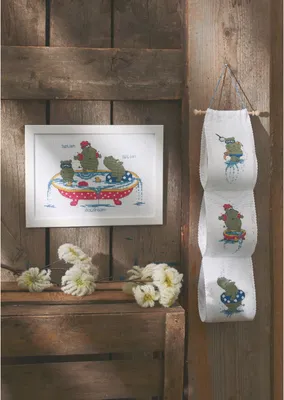 Zdjęcie produktu dla Zestaw do haftu krzyżykowego Permin "Uchwyt na papier toaletowy hipopotam", wzór do liczenia, 12x63cm, 41-1189