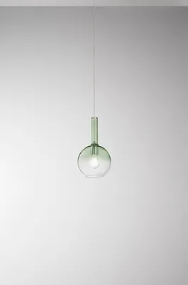 Immagine prodotto di Sospensione in vetro borosilicato verde sfumato 1x40W E27, design moderno con cavo regolabile, ideale per illuminazione d'interni - Perenz