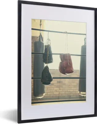 Produktbild von MuchoWow® Gerahmtes Poster Boxen - Boxhandschuhe - Sport 30x40 cm - Poster mit Schwarzem Bilderrahmen Wandposter Rahmen Foto Bilder - Wandposter Schlafzimmer