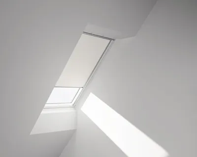 Obrázek produktu pro Zatemňovací roleta na střešní okno VELUX DKL M10 1025S