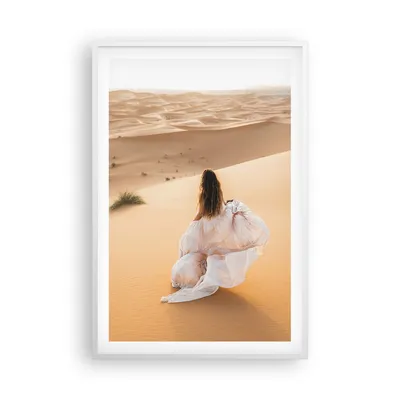 Produktbild von Gerahmtes Poster - Weißer Rahmen - Wüste Düne Frau - 61x91,5 cm - Wand Bild - Wanddeko - Wandbilder - Kunstposter - Wandposter - Bilderrahmen - Bilder - Kunstdruck - Wanddekoration - P2WPA61x91-5169