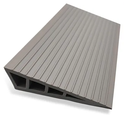 Obrázok produktu pre Rampa pre invalidné vozíky, rozmery 100 x 8 x 2 cm
