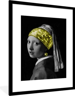 Produktbild von MuchoWow® Gerahmtes Poster Mädchen mit Perlenohrring - Gold - Schwarz 60x80 cm - Poster mit Schwarzem Bilderrahmen Wandposter Rahmen Foto Bilder - Wohnzimmer - Dekorationen - Prämie