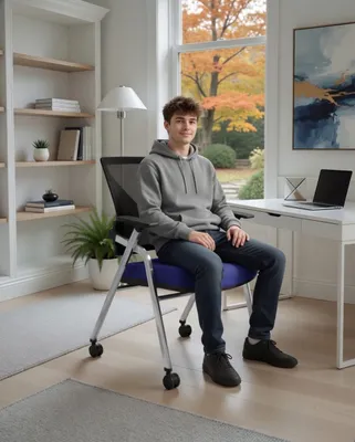 Obrázek produktu pro Robustní kancelářská židle s kolečky a polstrovaným sedákem