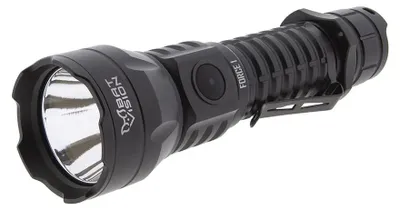 LED-Taschenlampe 1.000 Lumen, 650 m Reichweite, USB-Aufladung