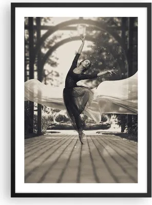 Produktbild von Gerahmtes Poster - Schwarzer Rahmen - Ballerina Tanz Luft - 50x70 cm - Wand Bild - Wanddeko - Wandbilder - Kunstposter - Wandposter - Bilderrahmen - Bilder - Kunstdruck - P2BPA50x70-4945