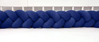 Produktbild von Bettschlange geflochten Velours 400 cm – Dunkelblau | Bettumrandung Babybett Nestchen | Letino