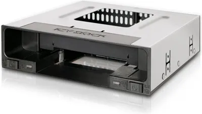 Immagine prodotto di ICY DOCK flexiDOCK MB795SP-B - Custodia per unità di archiviazione - 2,5", 3,5" (6,4 cm, 8,9 cm) - Nero (MB795SP-B)