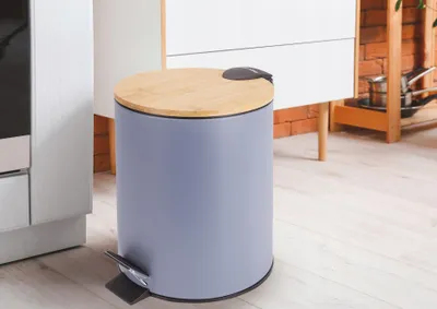 Produktbild von Badezimmer-Abfalleimer, Toilettenbehälter mit Pedal von KAMILLE