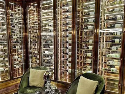 Immagine prodotto di Armadio per il vino Frigorifero per il vino Vetrina per il vino Vetrina per il vino Vetrina per il vino