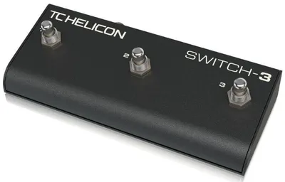 Produktbild von TC Helicon Fußschalter Modell 3, robustes Ganzmetallgehäuse, drei Tasten