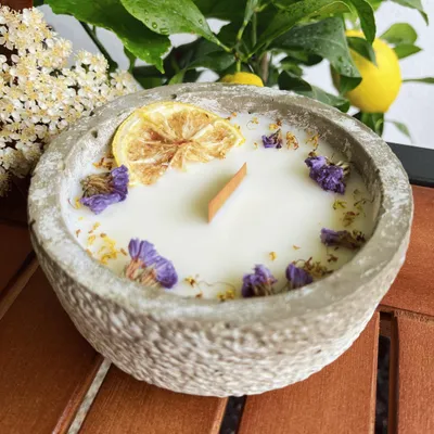 Produktbild von Limitierte Einzelstücke: Outdoor Citronella - Betonkerze Mugge Schreck