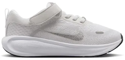 Produktbild von Nike Schuhe Stellar Ride, HQ3267105