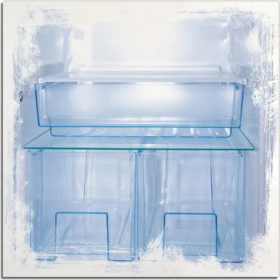 Produktbild von Kunstdrucke Wandbilder Holz in : Brillante Farben, Größe 50 x 50 cm Motiv Leerer Kühlschrank - offene Leere ohne Inhalt