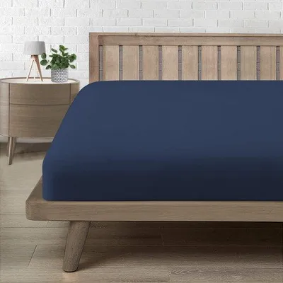 Produktbild von Unyqoos® Premium Spannbettlaken 180 x 200 cm, Microfaser, elastische Passform, weich, atmungsaktiv & doppellagig (Hotelqualität)