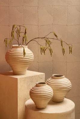 Produktbild von PTMD - Vase Mickie - Beige - 21x21x21cm