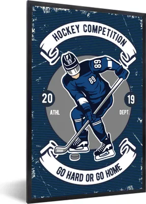 Produktbild von MuchoWow® MuchoWow® Gerahmtes Poster Eishockey - Mann - Retro 40x60 cm - Poster mit zchwarzem Bilderrahmen - Papierdruck - Wandbilder