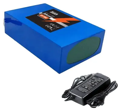 Produktbild von Lithium-Batteriepack, 100Ah Kapazität, integriertes BMS, XT60-T-Ladegerät
