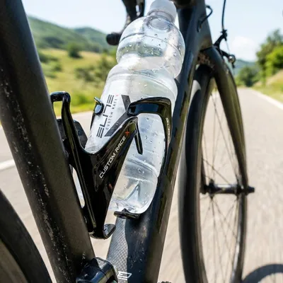 Produktbild von Elite Flaschenhalter Custom Race x glänzend schwarz schwarz