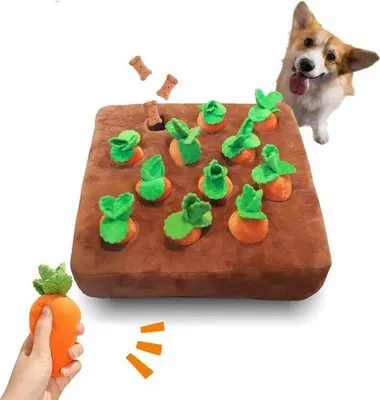 Image de Petite poupée verte interactive et colorée en plastique pour les jeunes enfants.