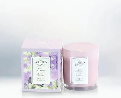 Produktbild von Ashleigh & Burwood Duftkerze Freesia & Orchid 225g