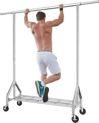 Imagen del producto de Barra para colgar ropa extensible sobre ruedas, con longitud y altura ajustables